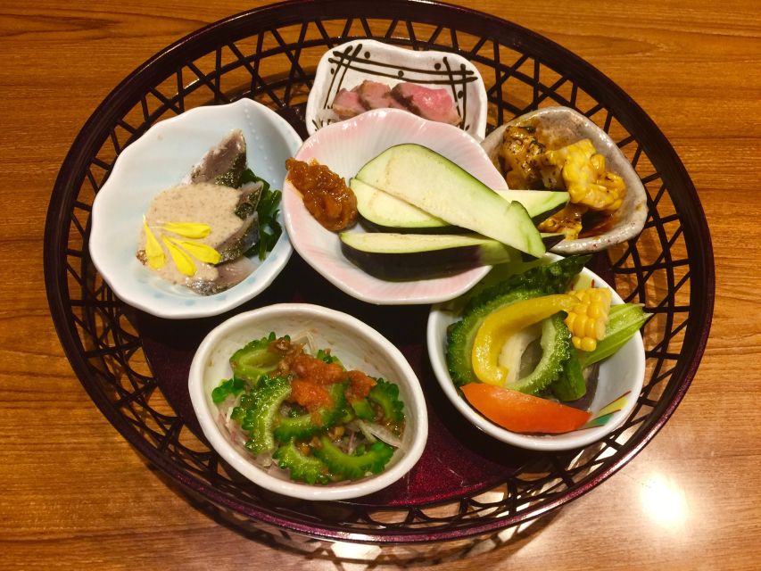 Osaka: Food Tour at Night with Tastings - Key points to know before booking