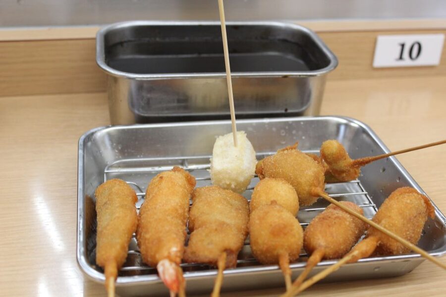 Osaka: Food Tour at Night with Tastings - Why Dotonbori works so well for an evening food tour