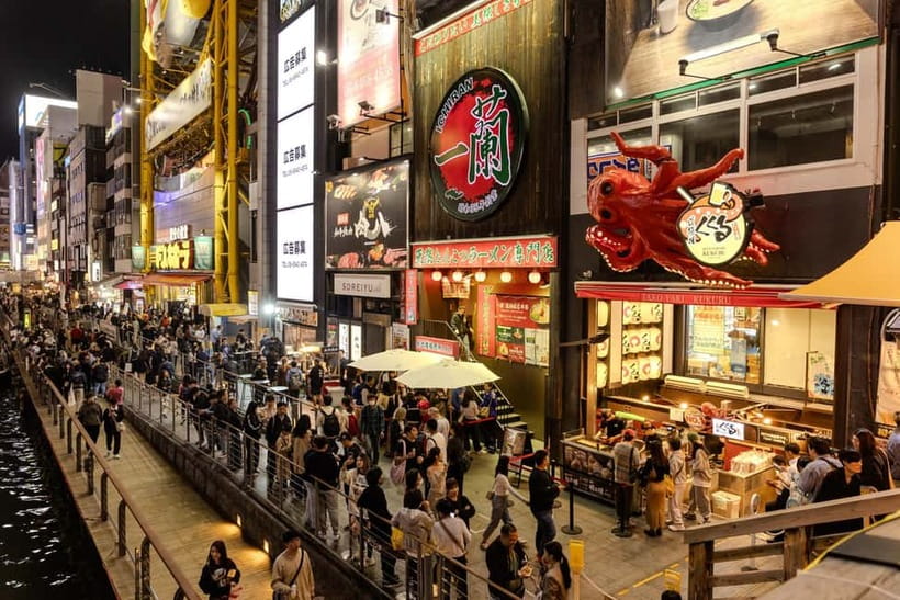 Osaka: Food Tour Kuromon Market & Dotonbori with Guide - Weather, footwear, and practical comfort