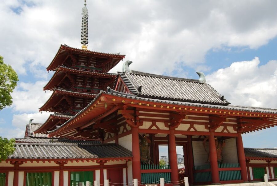 Osaka: Full-Day Sightseeing Tour by Private Vehicle - Key points worth knowing before you book