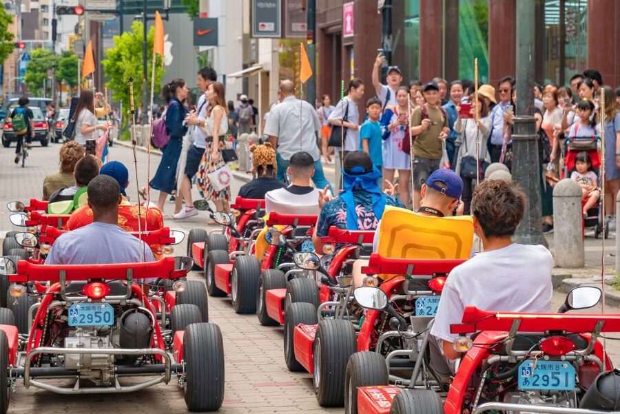 Osaka: Guided Go Karting Tour in a Funny Costume - License rules, height limits, and comfort checks