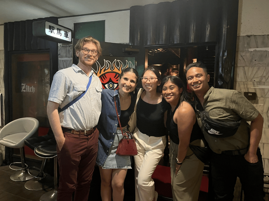 Osaka: Izakaya Bars Guided Walking Tour - Meeting under the Glico sign in Dotonbori