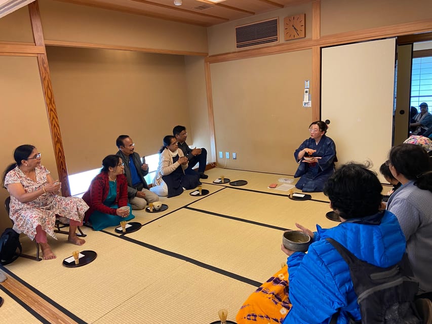 Osaka; Japanese Tea ceremony experience, Macha and Sencha - Adding a yukata for photos