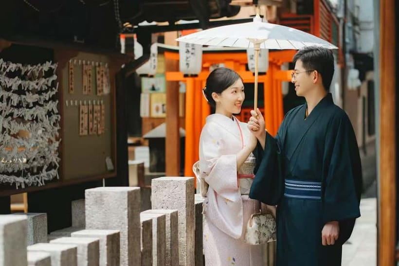 Osaka: Kimono or Yukata Rental &Photos Service Options - Hairstyling and accessories for a finished look