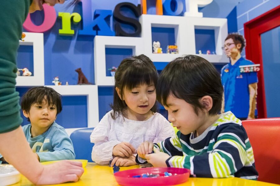 Osaka: LEGOLAND® Discovery Center Admission Ticket - The 4D Cinema adds wind, water, and other effects