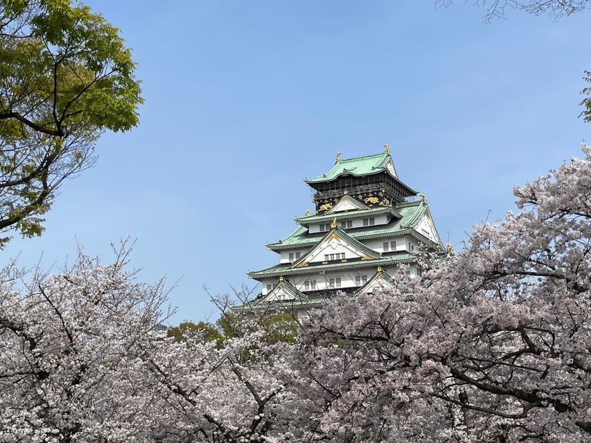 Osaka: Osaka Castle & Historical Museum Guided Tour - Entering Osaka Castle’s reconstructed tower