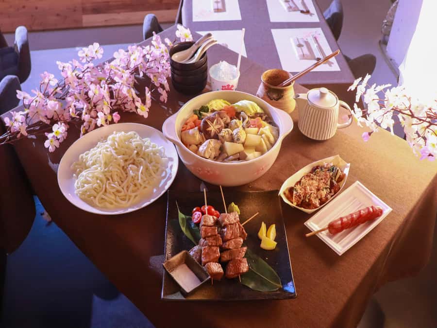 Osaka: Sumo Show & Experience w/ Optional Kimono & Hot Pot - The 35-minute show: rules, humor, and short bouts
