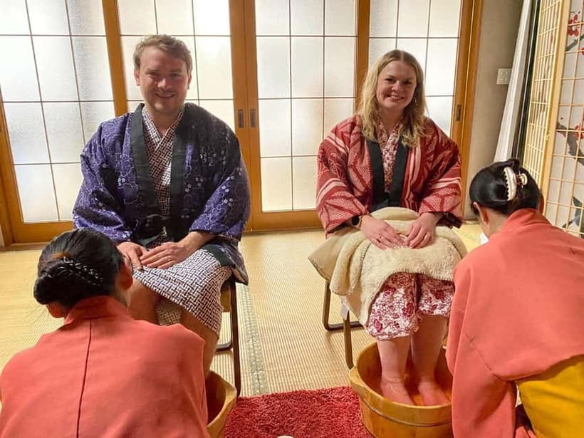 Osaka Temple Head Spa &Matcha Facial – Refresh & Glow〈90min〉 - Arriving, Drinking Tea, and Changing Into a Yukata