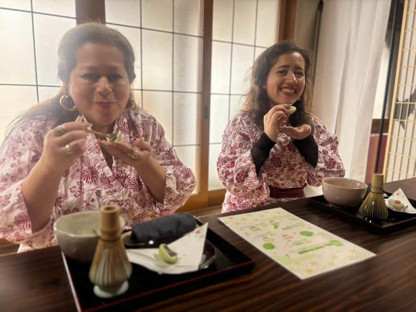 Osaka Temple Head Spa &Matcha Facial – Refresh & Glow〈90min〉 - Photos, Group Size, and the Pace of the Visit