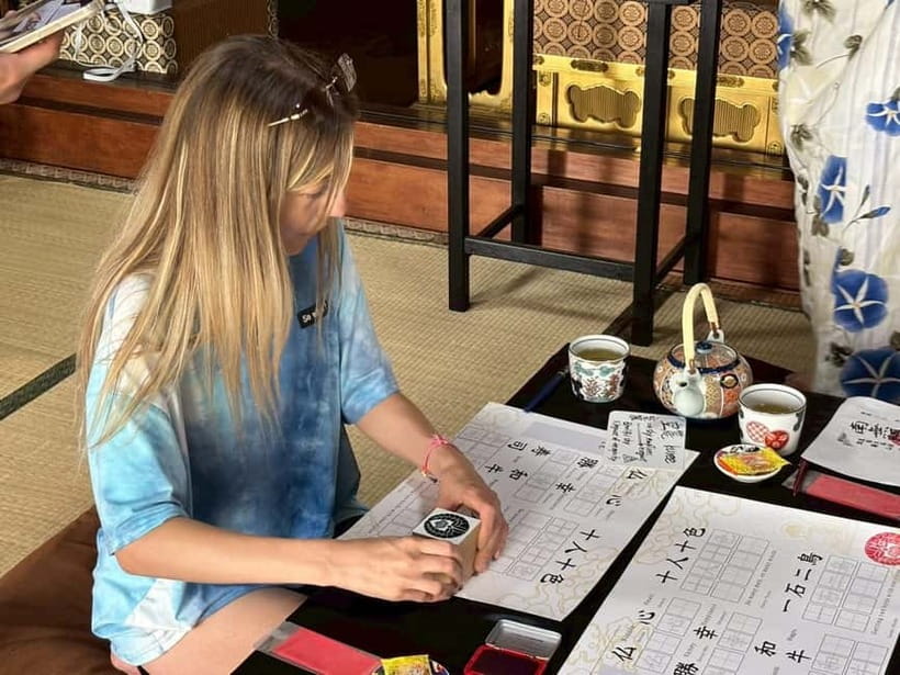 Osaka: Temple Tour and Traditional Calligraphy Lesson - Key points to know before booking