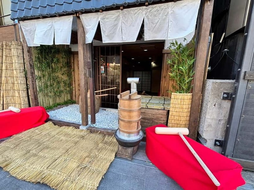 Osaka: Traditional Mochi Pounding Experience with Tasting - Starting with steamed glutinous rice