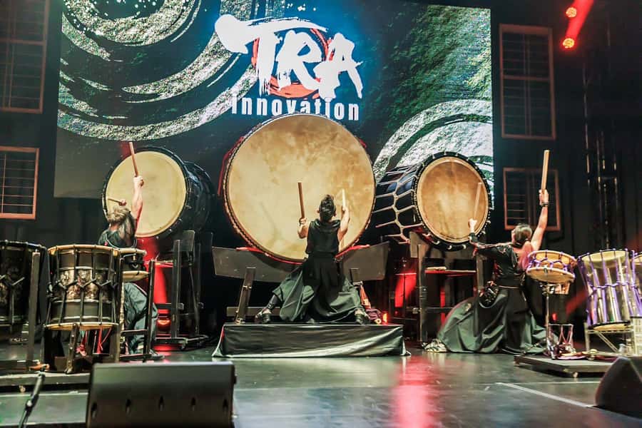 Osaka: UTAGE Japanese Taiko Live Show - Audience participation: fun, but not entirely passive
