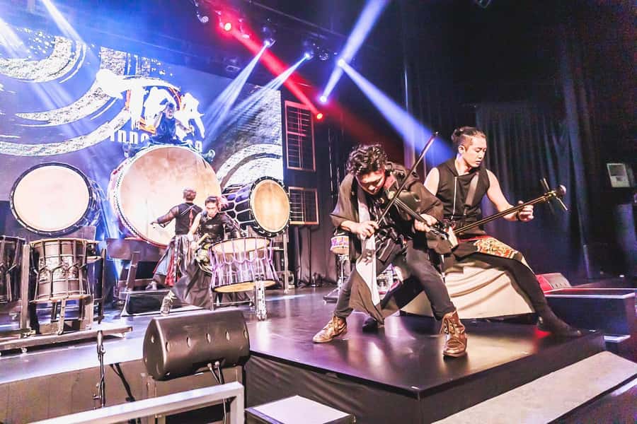 Osaka: UTAGE Japanese Taiko Live Show - Photos, performers, and the experience after the music