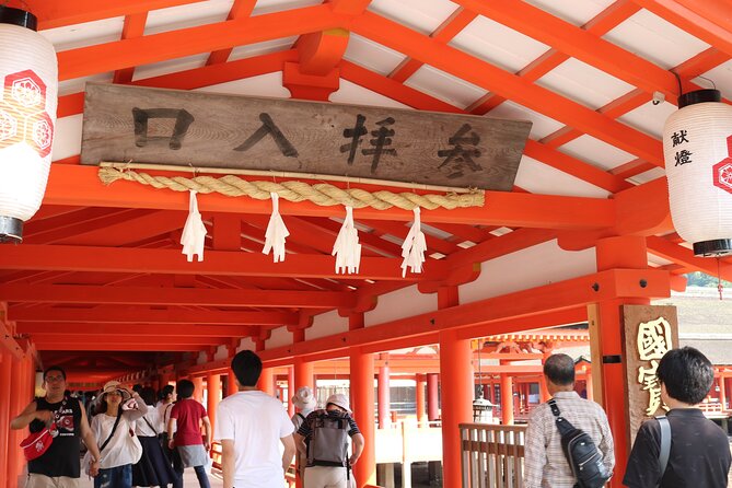 Peaceful Hiroshima & Miyajima UNESCO 1 Day Bus Tour - One hour inside the Peace Memorial Museum