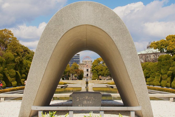 Peaceful Hiroshima & Miyajima UNESCO 1 Day Bus Tour - Fifty minutes to see Miyajima and eat