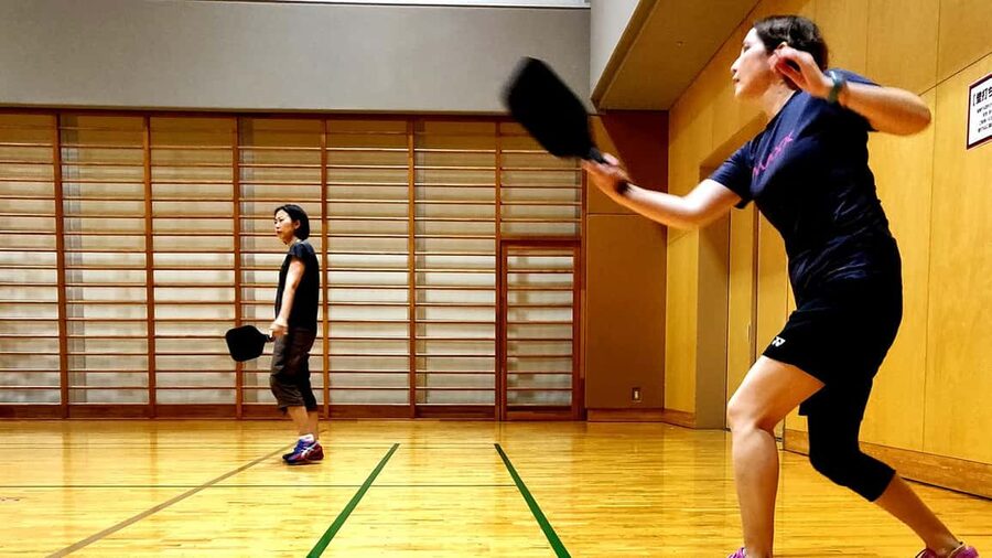 Pickleball in Osaka, Kobe & Kyoto with Locals! - Learning the local way to organize games