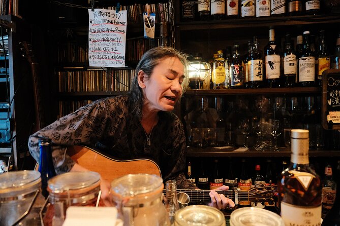 Private Bar Hopping Tour in Shinjuku Golden Gai - Walking into Shinjuku Golden Gai