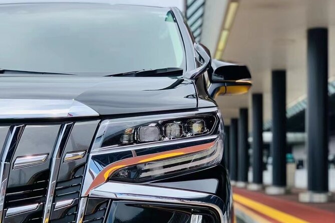 Private departure transfer from Kyoto city to Osaka Itami International airport - The service for families and older passengers