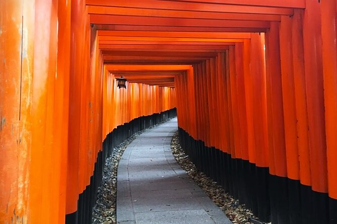 Private eBike Tour Exploring Fushimi with Torii Red Gate Ride - A brief pause at Tofuku-ji