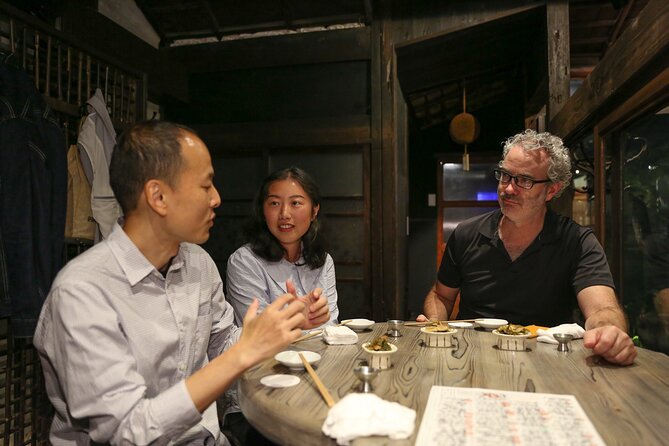 Private Food & Sake Tour in Central Kyoto with Sake Sommelier - Meeting Kenji near central Kyoto at 6:00 pm