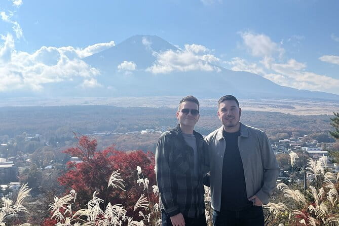 Private Fuji Full-day Car Tour with Hotel Pickup -Local Guide - Why a private Fuji tour makes sense
