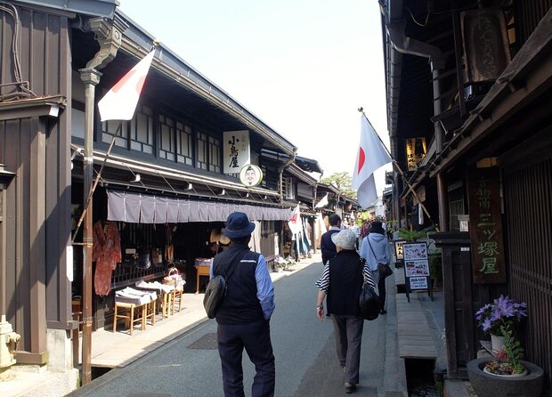 Private group Local Food Tour in Takayama - Key points to know before booking
