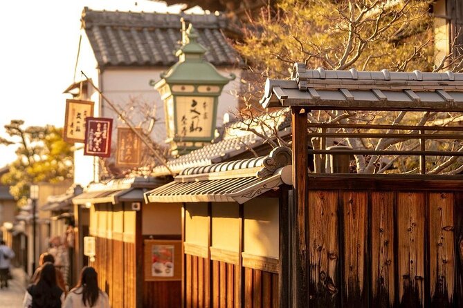 Private Guided Historical Sightseeing Tour in Kyoto - Fushimi Inari begins with Kyoto’s most famous gates