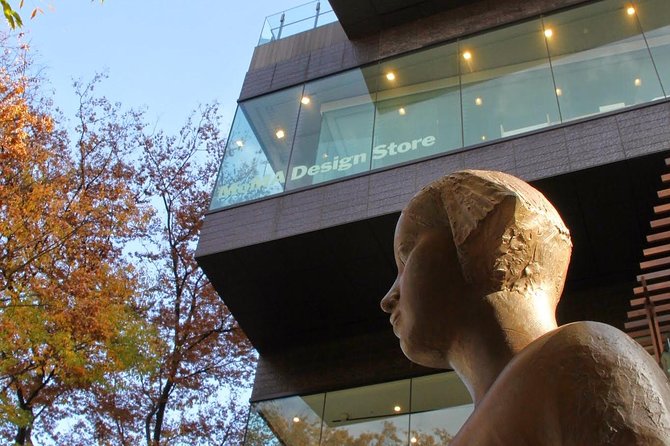 Private Harajuku Omotesando Architecture Walking Tour - What The Guide Adds To The Experience