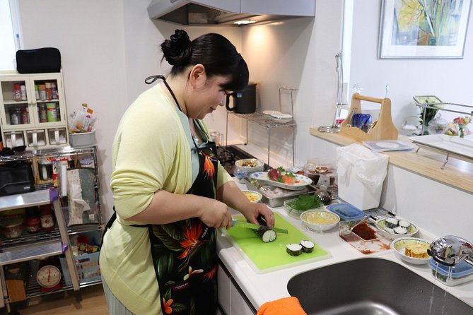 Private Japanese Cooking Class in Sapporo with Local Chef Shiori - Timing and what to bring
