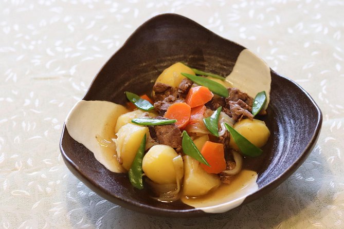 Private Japanese Home Cooking Class in Kyoto with Michiyo - The meal, drinks, and hospitality