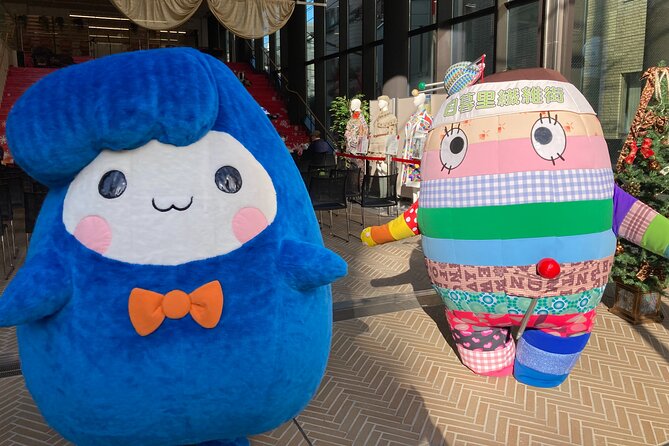 Private Nippori Fabric Town Walking Tour - Inside the specialty and general fabric shops