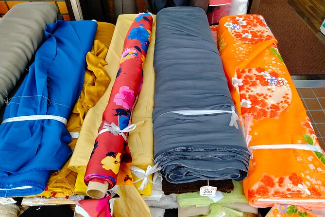 Private Nippori Fabric Town Walking Tour - What makes Momo a strong guide for textile shoppers