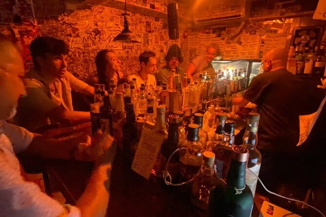 [Private]Shinjuku Golden Gai Bar Hopping w/ Japanese Local Guide - The final Golden Gai drink and return to Shinjuku Station