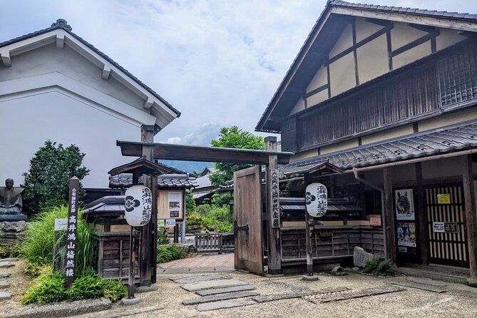 Private Snow Monkey Tour - Conveniently Resort Hop and Sightsee - Two hours at Zenko-ji Temple