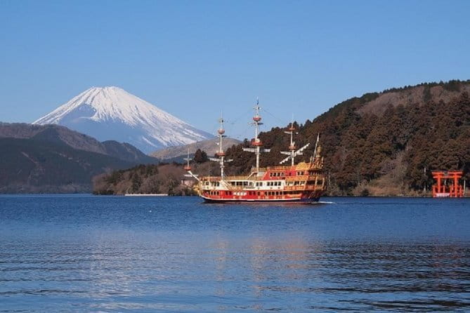 Private Tour - Hakone Day Trip! A Tour to Explore All Must-Sees! - Lunch near Togendai Station