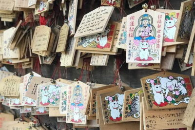 Private Tour – Thousands of lucky cats! Go by tram, Gotokuji Tour