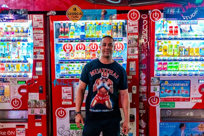 Private Vibrant Night Photoshoot Experience in Osaka (Dotonbori) - Mina’s posing help is more important than it sounds