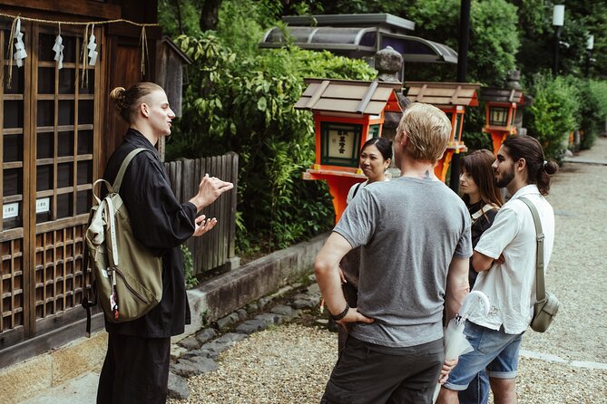 Private Walking Tour in Gion and Higashiyama - Hokan-ji and the Yasaka Pagoda