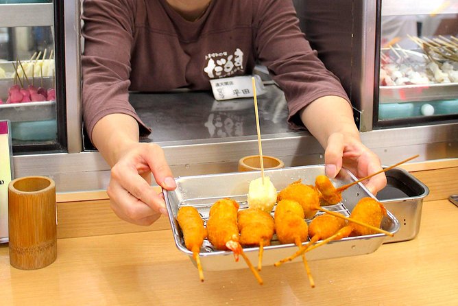 Retro Osaka Street Food Tour: Shinsekai - Mixed juice and an Osaka-style breakfast