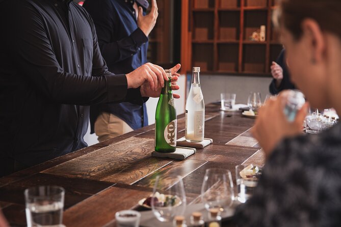 Sake Omakase in Tokyo: Guided Tasting by Certified Sommeliers - Course Three: Five Temperatures and the Changing Glass