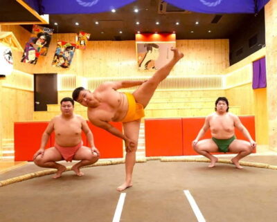 Sumo Show Experience with Japanese food & Photo