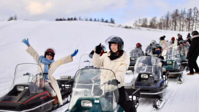Sapporo Winter : Asahiyama Zoo (Penguin Fun & Snowmobile)