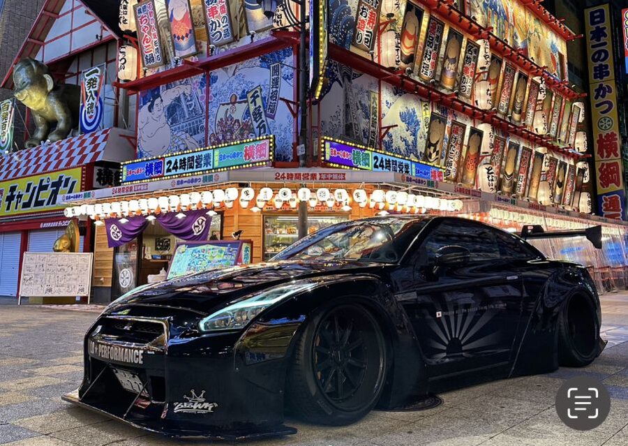 Secret Car Meet: R34 Skyline Car Club Membership - Daikoku Parking Area: the big draw with a real limitation