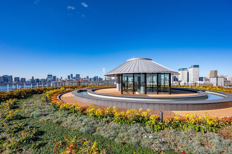 Senkyaku Banrai Toyosu Manyo Club Onsen Experience in Tokyo - Getting there is easy, but plan the rest of the outing