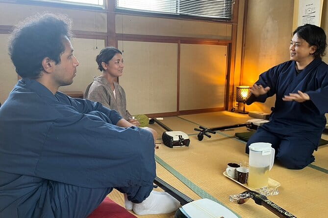 Shamisen Discovery in Kyoto 【Group】 - What happens during the class
