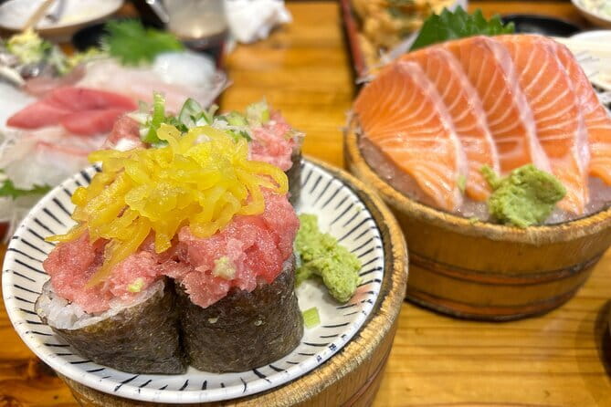 Shinjuku: Food Tour – 15 Dishes & 3 Drinks at 4 Eateries - Starting at Shinjuku Station East Exit
