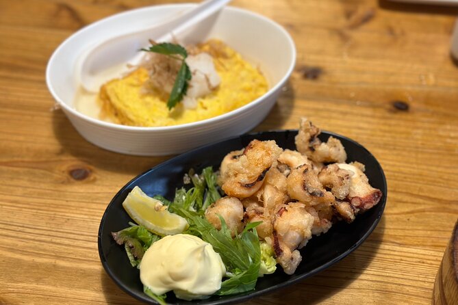 Shinjuku: Food Tour – 15 Dishes at 4 Eateries - Godzilla Head and the visual side of the tour