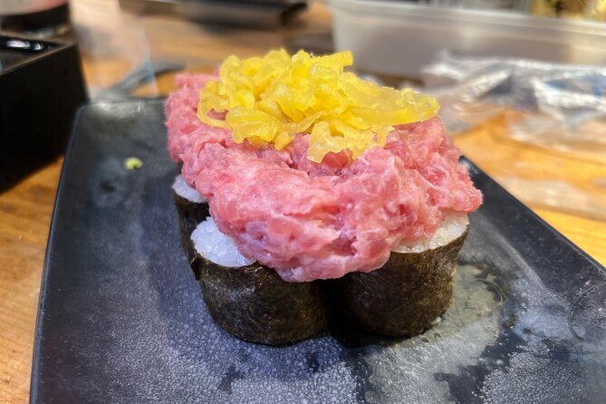 Shinjuku: Food Tour – 15 Dishes at 4 Eateries - Guides make the biggest difference