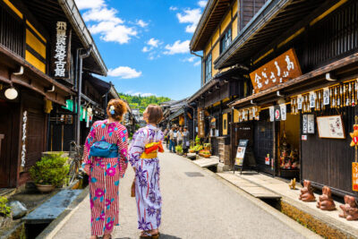 Shirakawa-go & Takayama Old Town Day Tour (Optional Hida Beef Lunch)