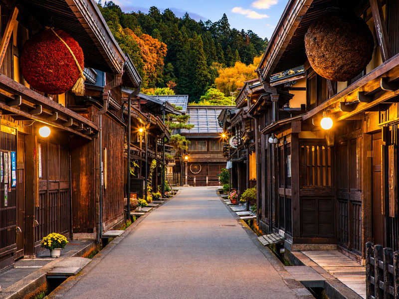 Shirakawa-go & Takayama Old Town Day Tour (Optional Hida Beef Lunch) - Should you book it?